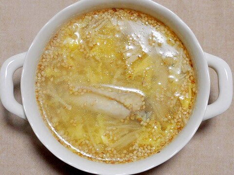 鶏手羽先とえのき茸の卵スープ